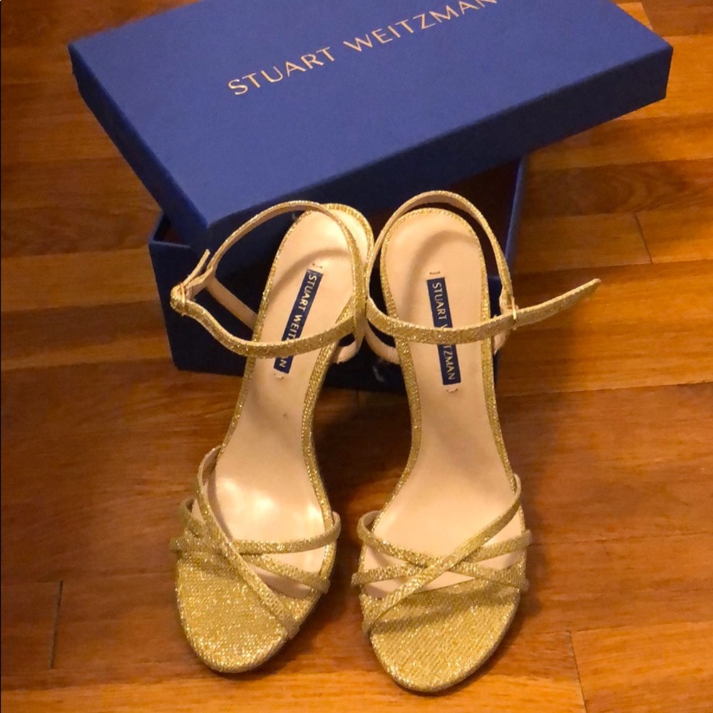 New Stuart Weitzman high heel in size 7.5